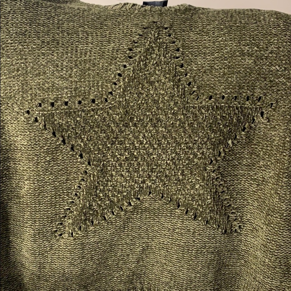 Sweater - Picture 3 of 4
